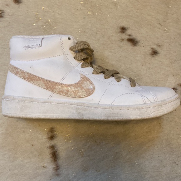 GUC NIKE SIZE 9 - Picture 6 of 12